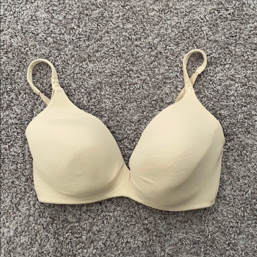 Maternity- Motherhood Maternity nude bra 38E